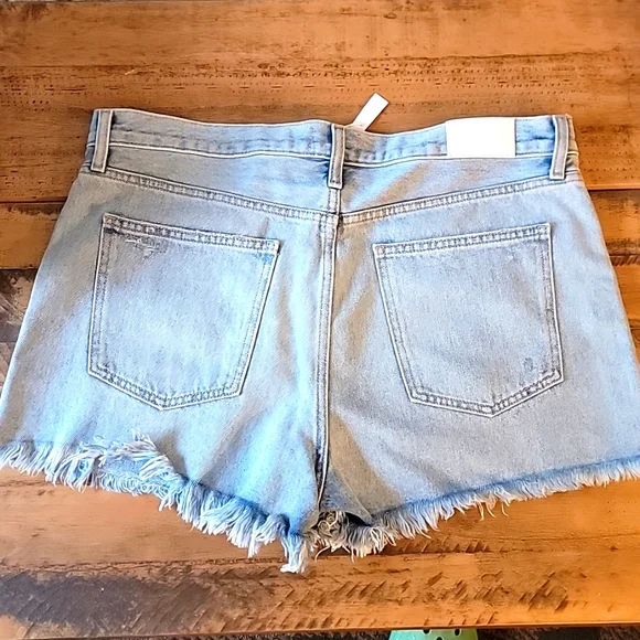 NWT PISTOLA NOVA HIGH RISE JEAN SHORTS Sz 32 - Picture 3 of 7